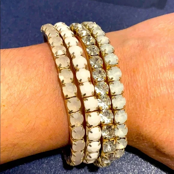 Set of 4 bracelets - Picture 2 of 3